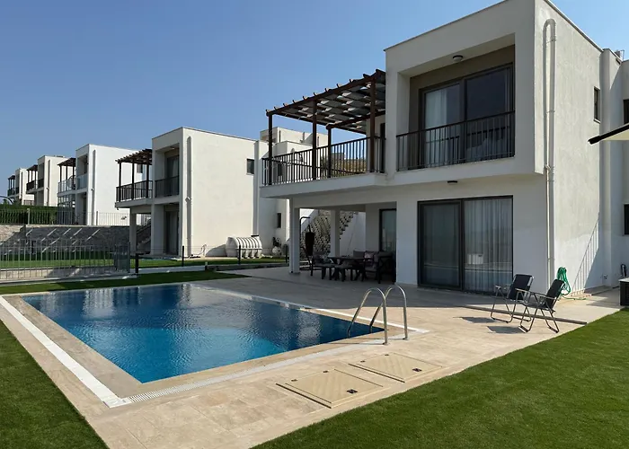 Zuma Private Pool &