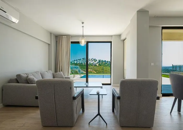 Zuma Private Pool & וילה