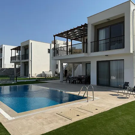 Zuma Private Pool&beach